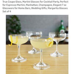 2 True Coupe glasses manhattan martini elegant bar glass ware cocktail